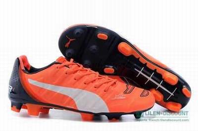 chaussure de foot asics